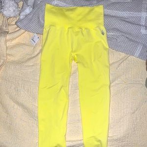 Free people leggings (neon yellow) (medium/large).        Brand new!!Never worn!